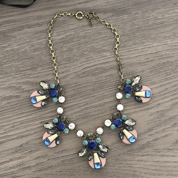 Accessories - Jewled necklace